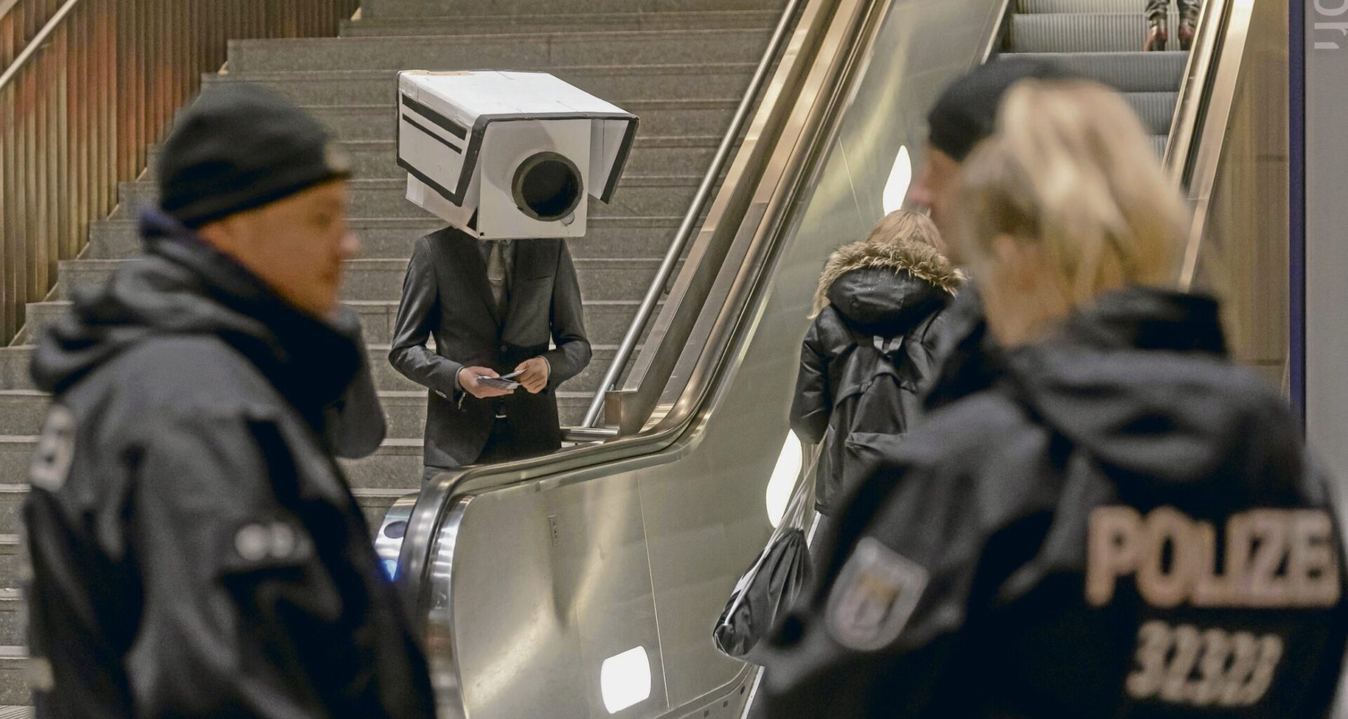 Überwachung – Berliner Asog-Reform: »Go« für den übergriffigen Staat