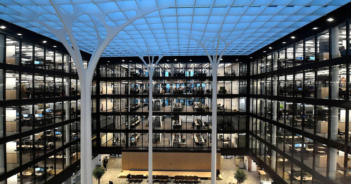 Luxus statt Laptop daheim: Dieser Tech-Gigant in München macht klar, wo er seine Leute sehen will