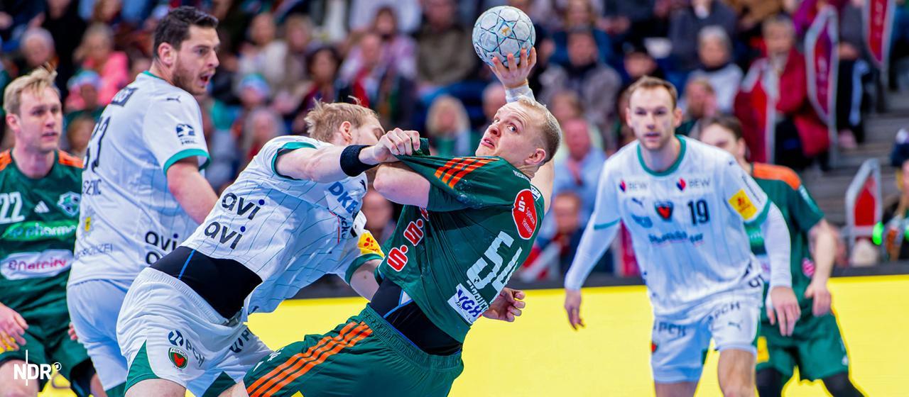 Hannovers Justus Fischer am Ball | Imago Images/Jan Guenther Hannovers Justus Fischer am Ball