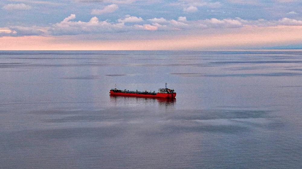 Angriff auf russische Tanker: Der russische Tanker "Midvolga-2" soll von einer Drohne angegriffen worden sein.