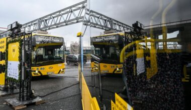 Nahverkehr in Berlin: BVG feiert Richtfest für neuen E-Bus-Betriebshof