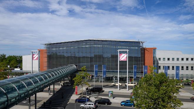 Von Sachsen nach Südtirol: Blick auf den Flughafen Dresden International. (Archivbild)