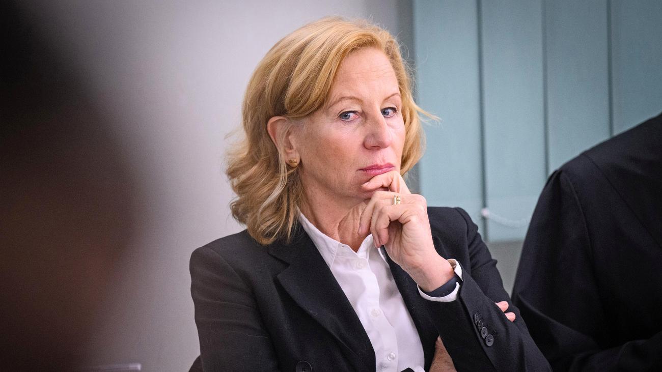 Patricia Schlesinger: Frühere RBB-Intendantin Schlesinger wegen Untreue angeklagt