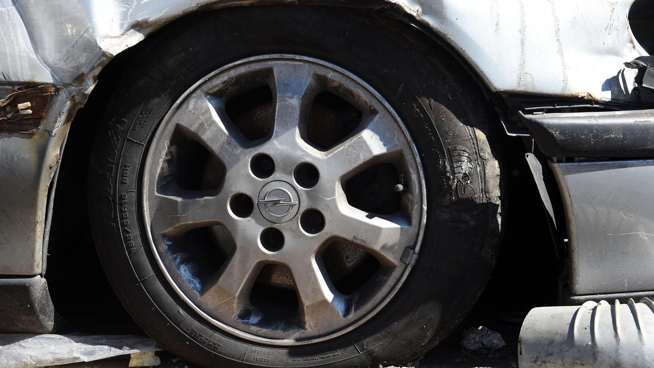 Automobilindustrie: EU will mehr Rohstoffe aus alten Autos gewinnen