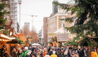 Fake-Flyer am Weihnachtsmarkt: Stadt Stuttgart warnt vor gefälschten Weihnachtsmarkt-Flyern - Startseite