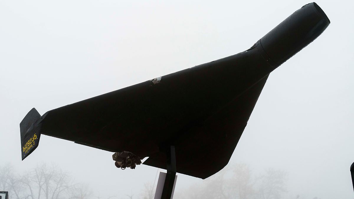 Türkei bestätigt Attacke: Russische Drohnen treffen ausländisches Schiff