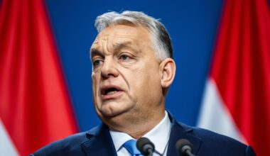 Nach angeblichem Missbrauchsskandal: Ungarn fordern bei Protesten Rücktritt von Viktor Orbán