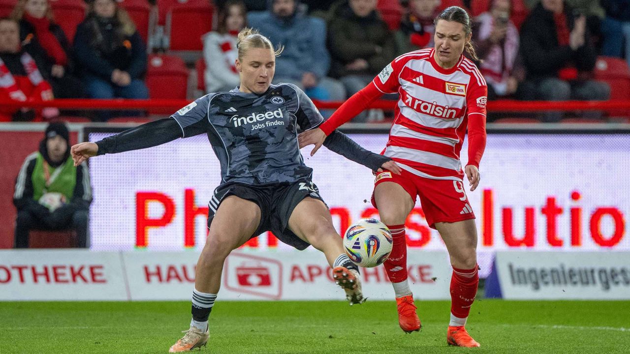 Unions Frauen feiern Punkt gegen Eintracht Frankfurt