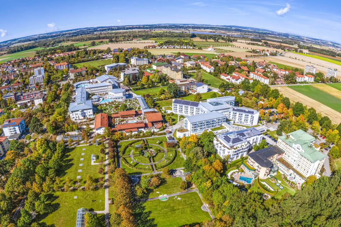 Luftbild Bad Füssing Ausblicke auf Bad Füssing, Europas beliebtestes Heilbad im Herzen des Passauer Landes in Niederbaye 