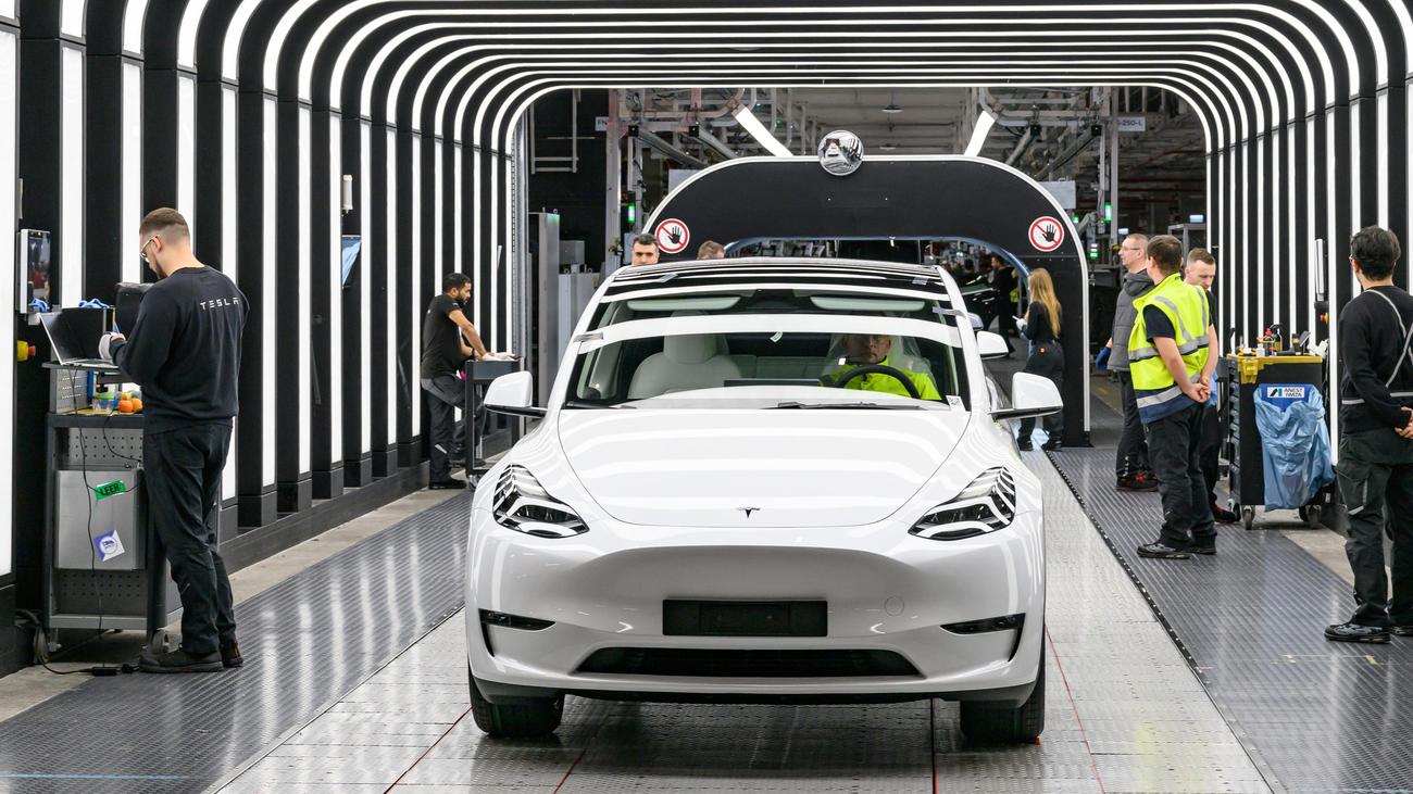 Tesla: Tesla will künftig auch Batteriezellen in Deutschland produzieren