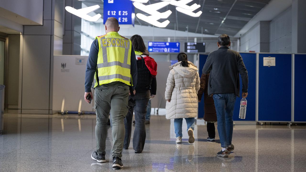 EU-Parlament stimmt für Verschärfung des Asylrechts