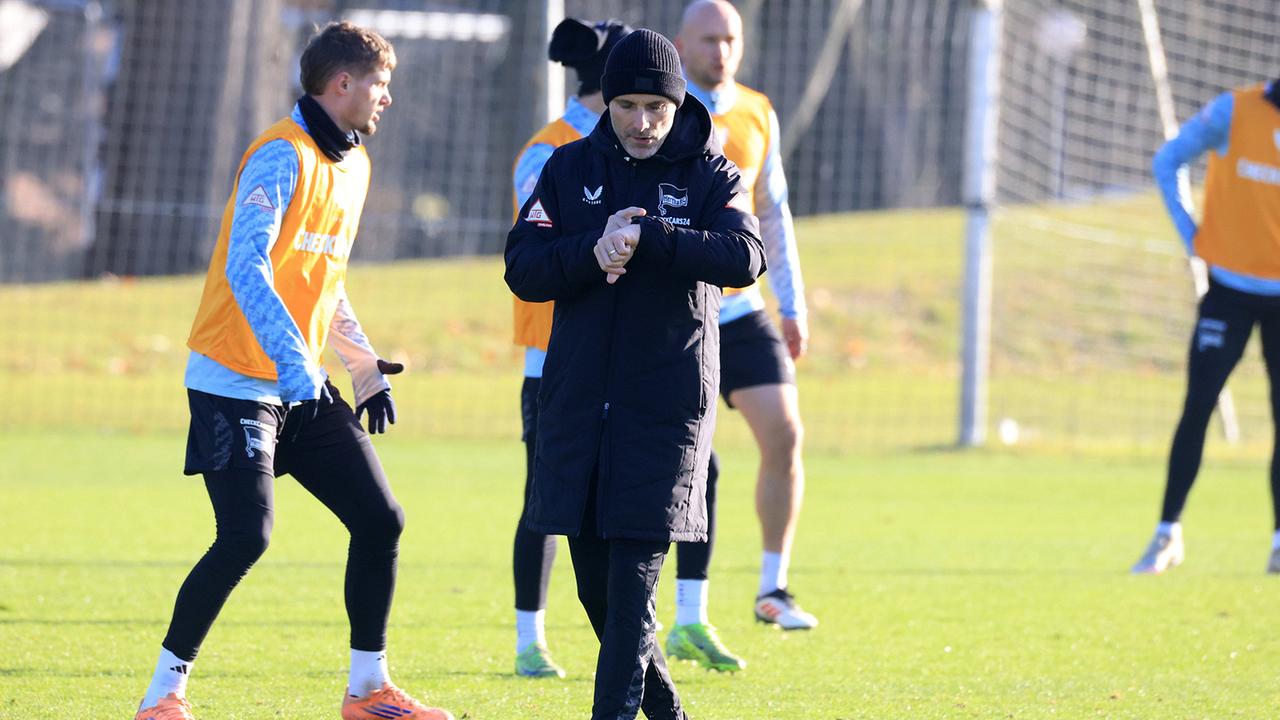 2. Fußball-Bundesliga: Fußball: Hertha BSC vor Bielefeld und den 30 Punkten