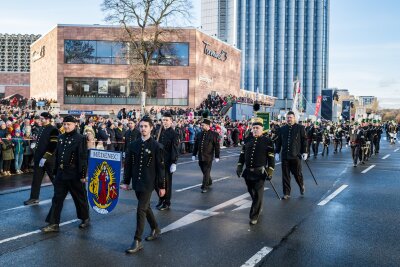 Große Fotogalerie: Chemnitz 2025 in 100 Bildern! - Rückblick aufs Festjahr zur Europäischen Kulturhauptstadt Chemnitz 2025: Europäische Bergparade.