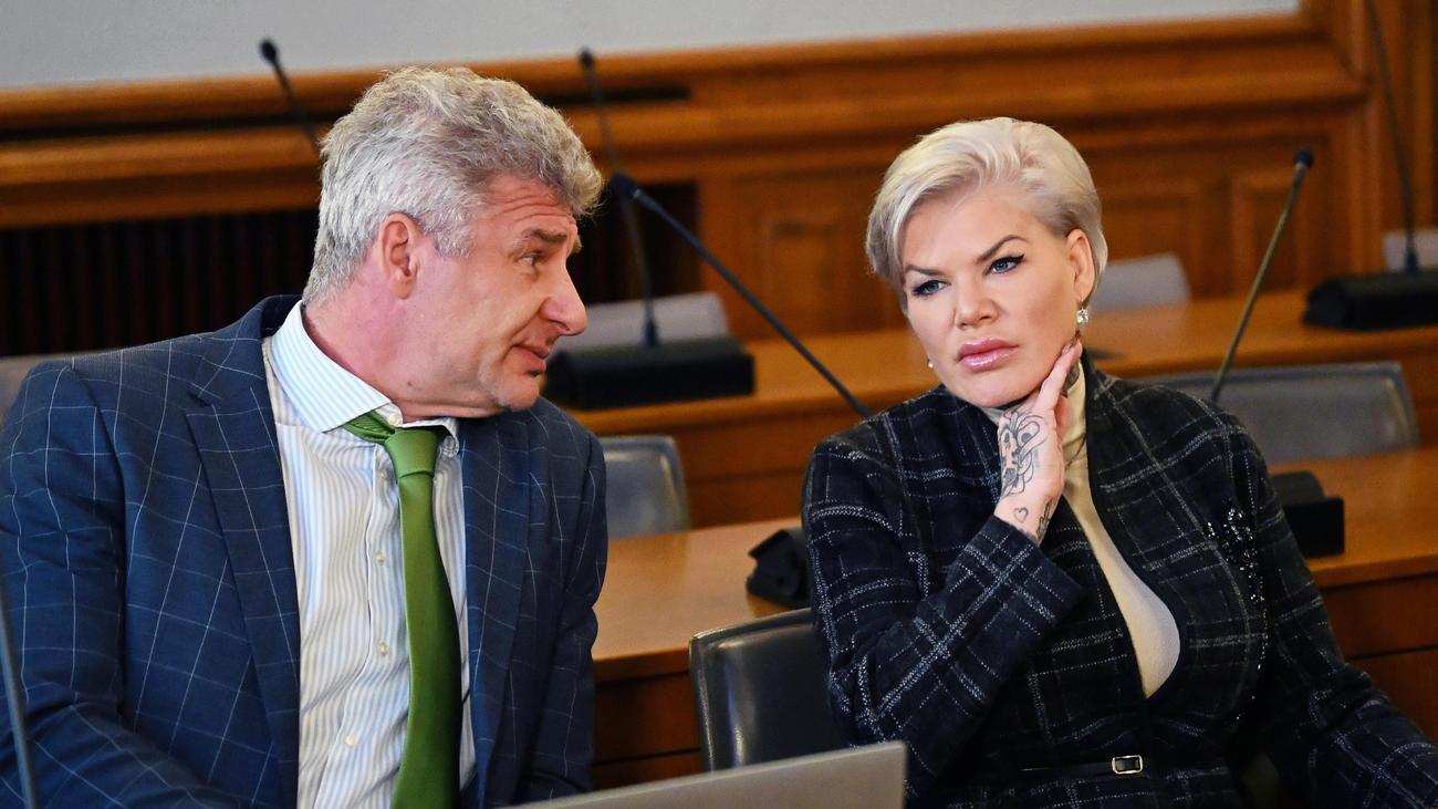 Landgericht Leipzig: Melanie Müller wehrt sich in Berufungsprozess gegen Hitlergruß-Vorwurf