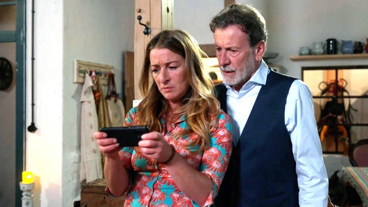 Vorschau: Rote Rosen (4264) • Deutschland 2025 - ARD Mediathek