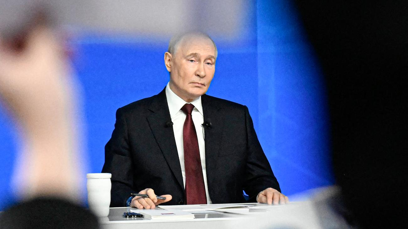 Krieg gegen die Ukraine: Wladimir Putin dämpft Erwartungen an Friedensgespräche