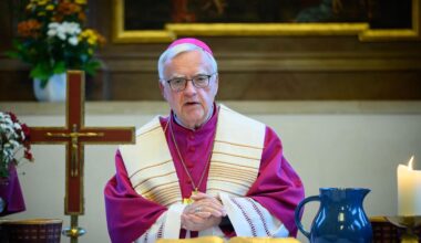 Gehalt für Musk: Berliner Erzbischof kritisiert Aktienplan von Musk