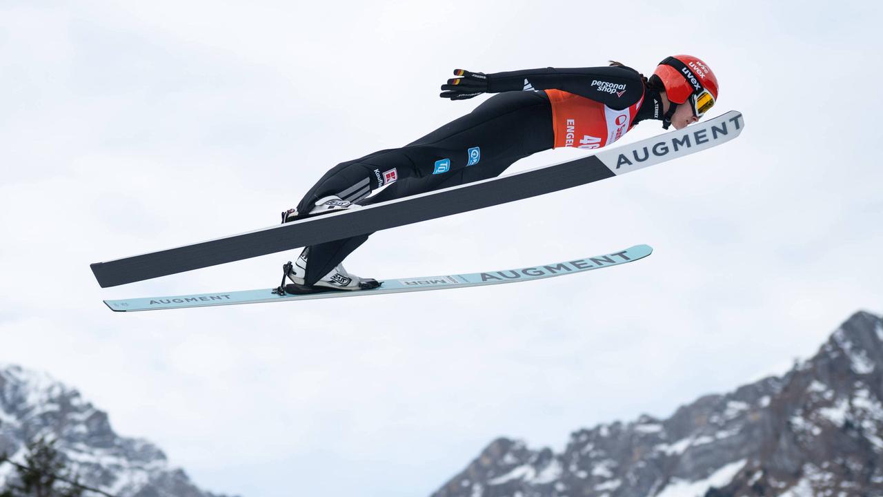 Skisprung-Weltcup in Engelberg: Noten-Ärger - Freitags Landung ist das Problem