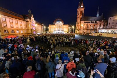 Große Fotogalerie: Chemnitz 2025 in 100 Bildern! - Rückblick aufs Festjahr zur Europäischen Kulturhauptstadt Chemnitz 2025: KuHa-Closing am 29. November.