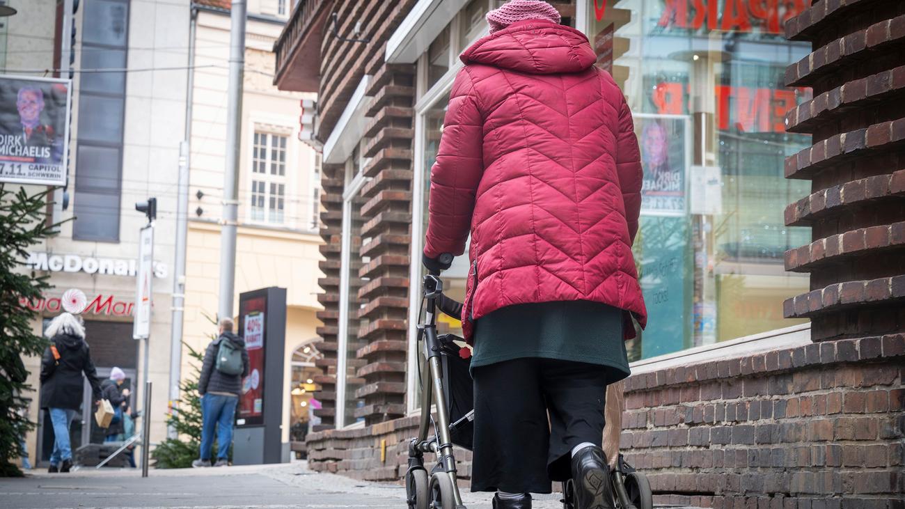 Altersarmut: Mehr Rentner auf Grundsicherung angewiesen als je zuvor