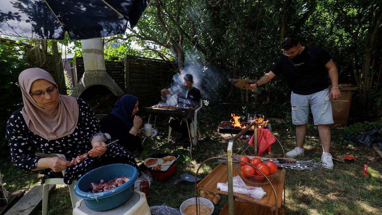 Familiennachzug: Mehr als 100.000 Menschen kamen 2025 zu Angehörigen nach Deutschland