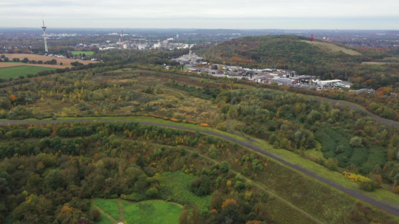 Nordrhein-Westfalen: Gericht stoppt vorerst den Bau einer Abfalldeponie in Duisburg