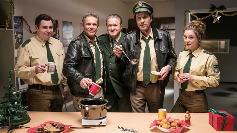 Hubert und Staller - Eine schöne Bescherung