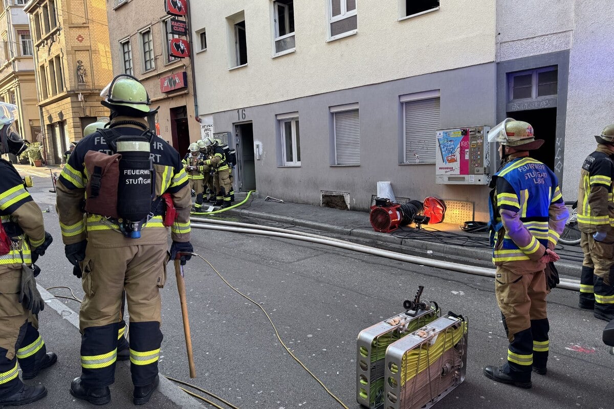 Anwohner versorgen Feuerwehr mit Weihnachtsmenü