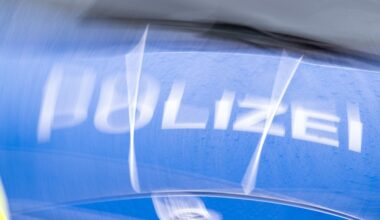 Berliner Verkehr: Wasserrohrbruch: A100 stundenlang gesperrt