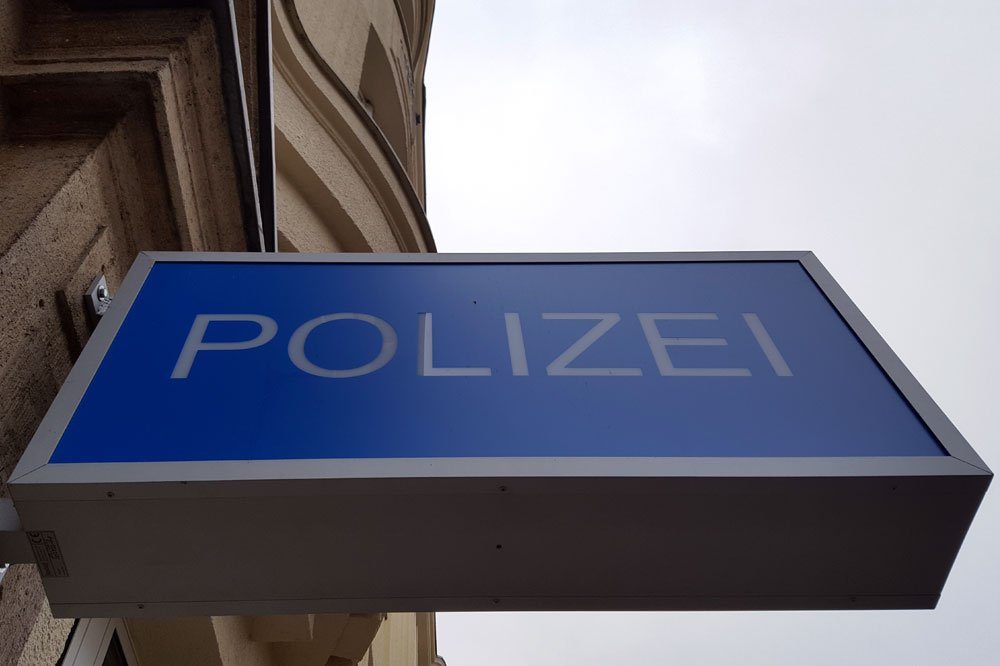 Polizeischild