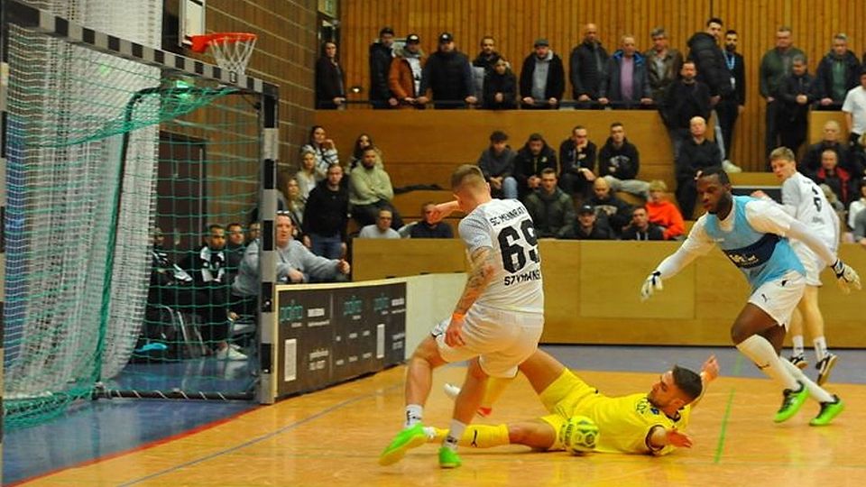 Halle MG: Landesligist Mennrath in Gruppe 4 turmhoher Favorit