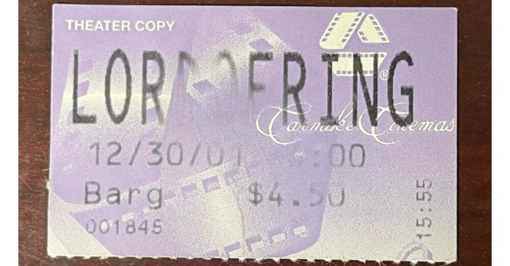 Kino-Fan findet sein 24 Jahre altes Herr der Ringe-Ticket, teilt es auf Reddit und alle sind erstaunt, wie günstig es war