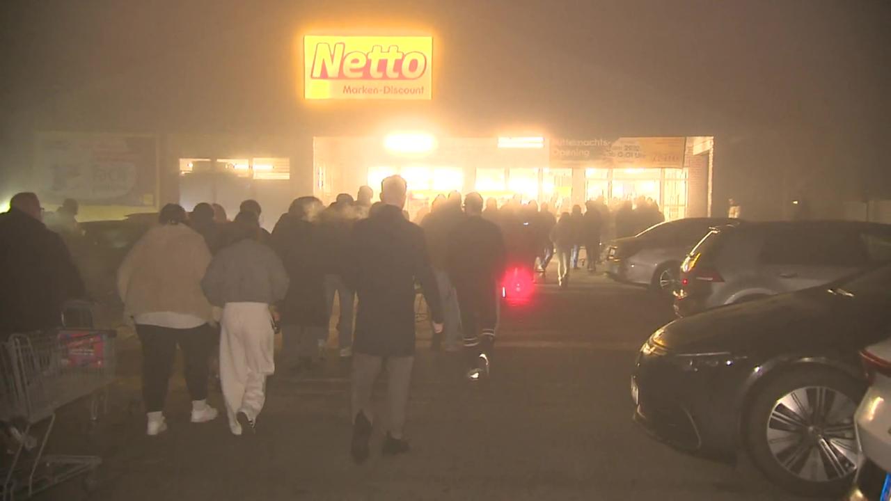 Niederländer reißen sich um deutsches Feuerwerk