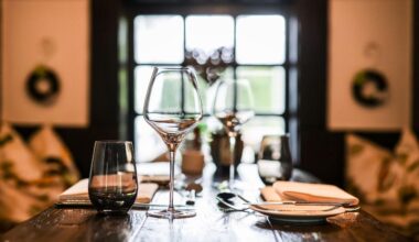 Essen und Trinken: Dehoga: Gäste halten sich bei Alkohol und Menüs zurück