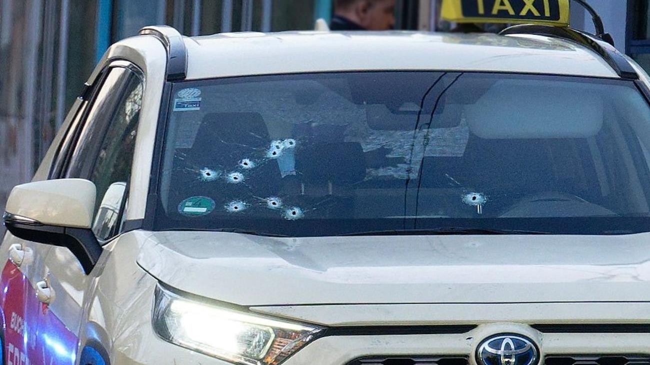 Kriminalität: Schüsse auf Taxi-Fahrgast: Mordkommission ermittelt