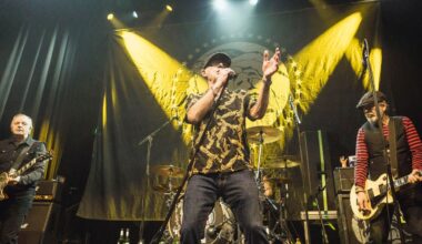 Extrabreit im Hole44: Deutschlands beste Rentnerband