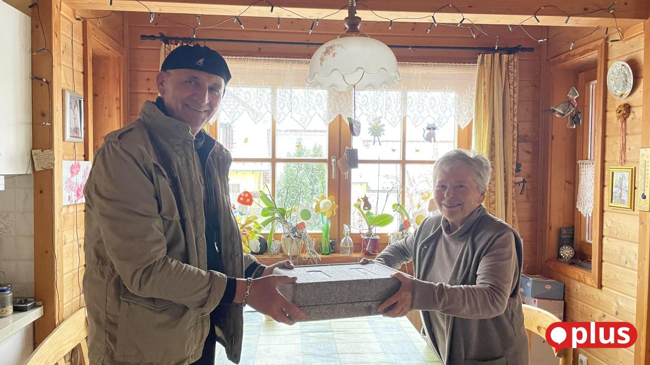 Wie die AWO Neustadt Senioren mit Essen beliefert