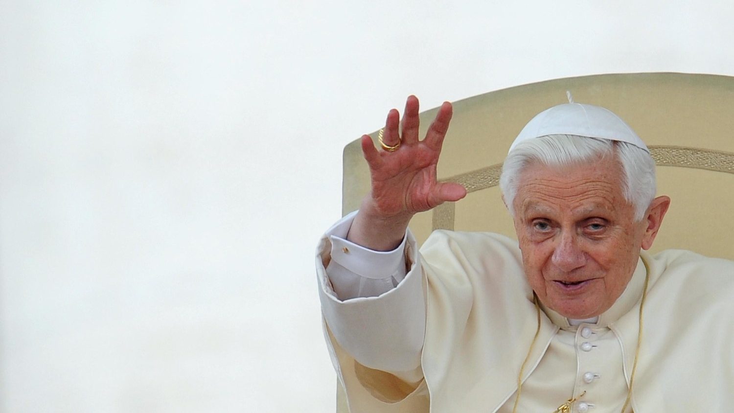 Gedenkmesse für Benedikt XVI. im Petersdom