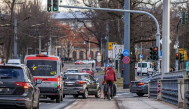Dresden: Rathaus zieht Bilanz - Was hat neue Ampelregelung am Sachsenplatz gebracht?
