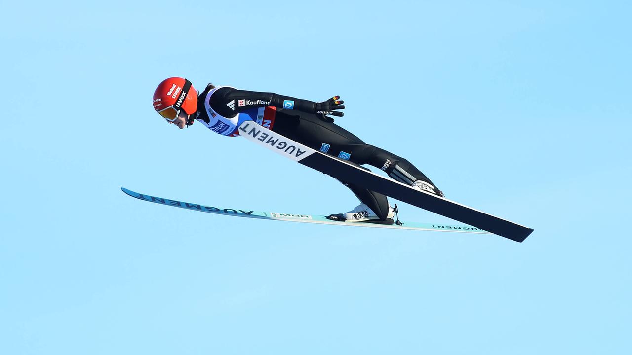 Two Nights Tour - Selina Freitag fliegt in Garmisch auf Platz zwei