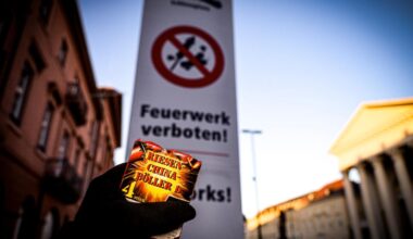 Böllerverbot an Silvester in Karlsruhe: Gefahren, Verbote, Versicherungen