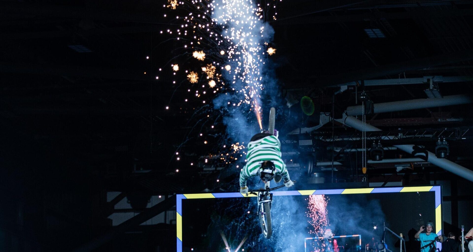 So lief Lukas Knopfs spektakuläre Freestyleshow „Stunt it!“ in der Chemnitzer Messe