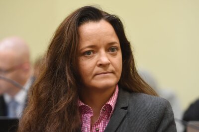 NSU-Terroristin Zschäpe als Zeugin - "Ich schäme mich" - Beate Zschäpe wurde 2018 zu lebenslanger Haft verurteilt. (Archivbild)