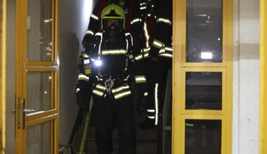 Feuerwehreinsatz in Chemnitz: Brand in Mehrfamilienhaus