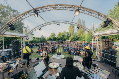 Große Fotogalerie: Chemnitz 2025 in 100 Bildern! - Rückblick aufs Festjahr zur Europäischen Kulturhauptstadt Chemnitz 2025: 3.000 Garagen-Festival.