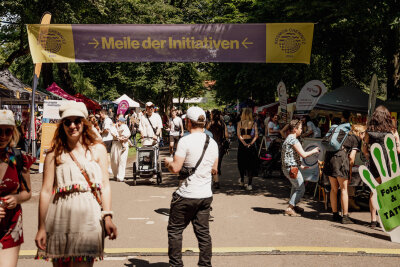 Große Fotogalerie: Chemnitz 2025 in 100 Bildern! - Rückblick aufs Festjahr zur Europäischen Kulturhauptstadt Chemnitz 2025: Kosmos Festival.