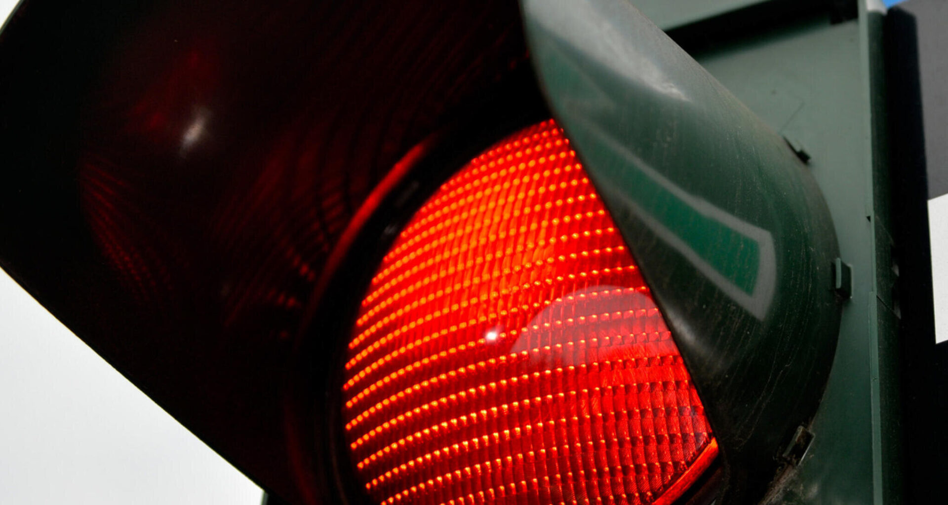 Bei Rot über die Kreuzung