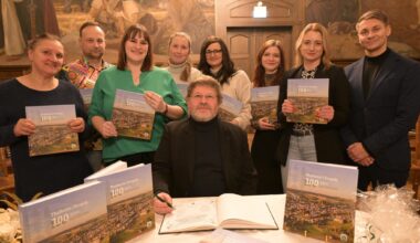 Festschrift „100 Jahre, 100 Geschichten“