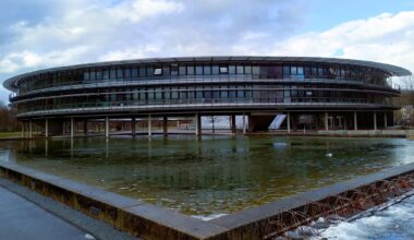 Traditionelles Weihnachtskonzert mit über 100 Musikern am Gymnasium