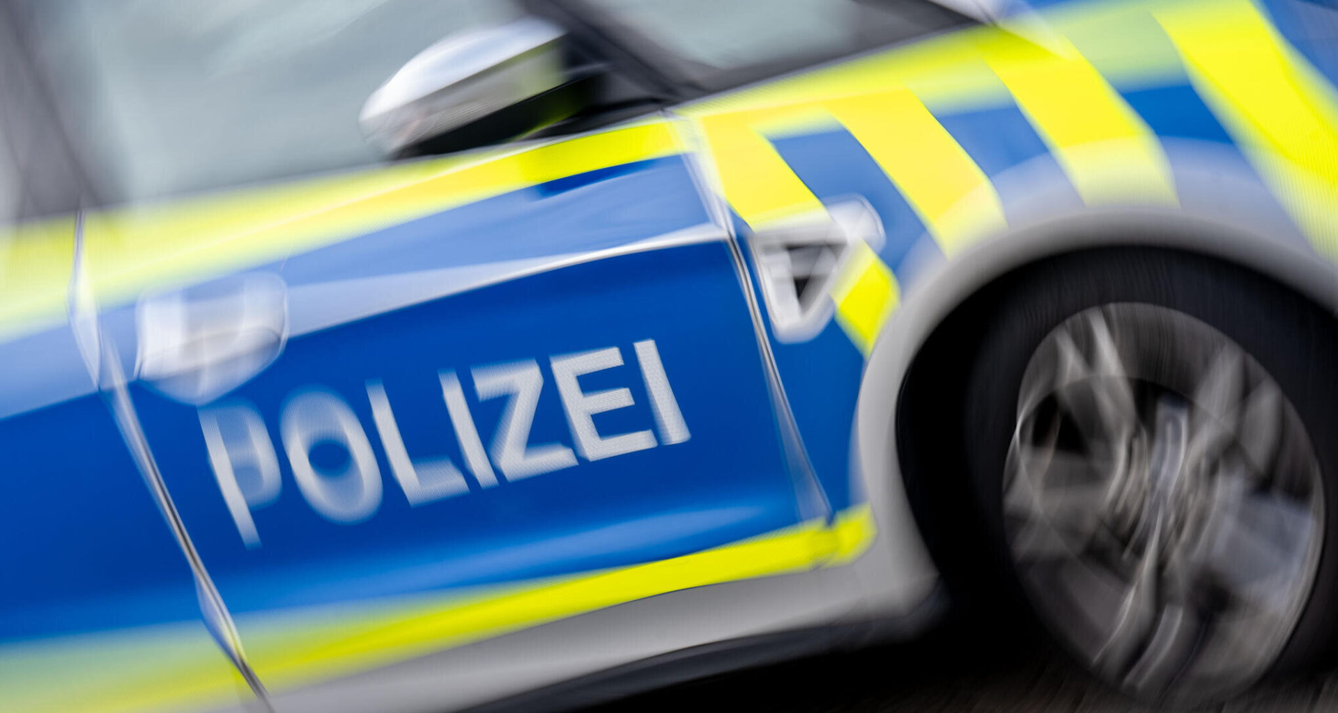Wendemanöver geht schief – 63-Jährige verletzt